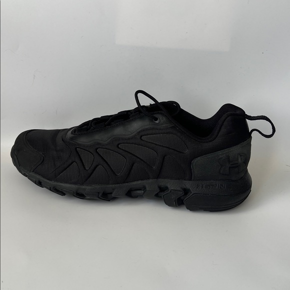 Under Armour Black Men\'s Athletic Shoes - 8 main image 11